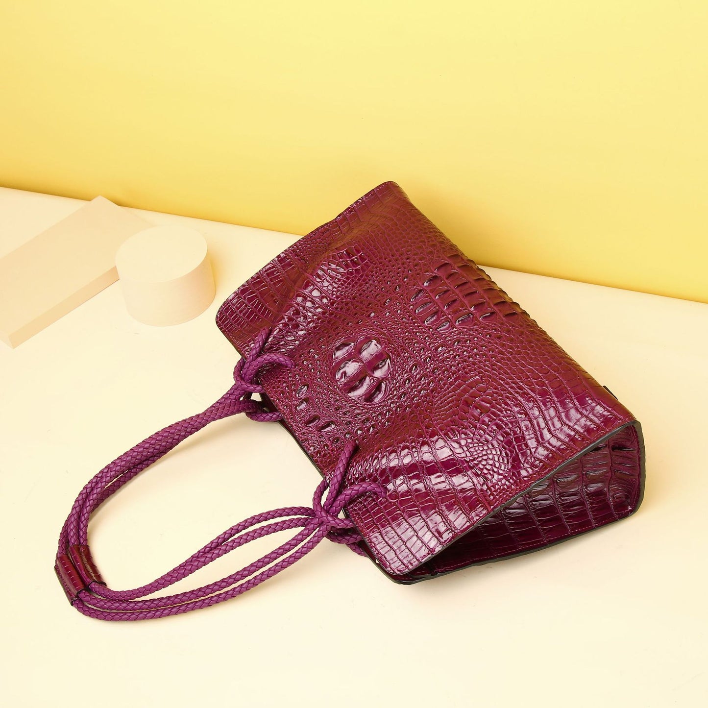 Fashion Personalised Women's Portable Large Capacity Bag in fine quality
