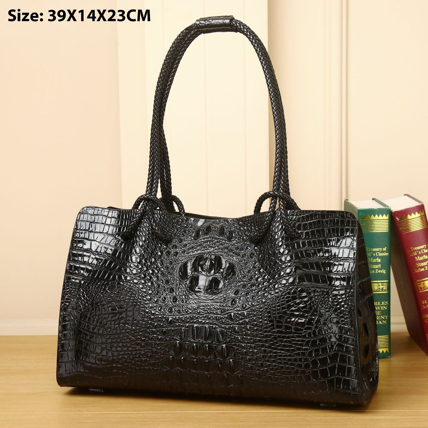 Fashion Personalised Women's Portable Large Capacity Bag in fine quality