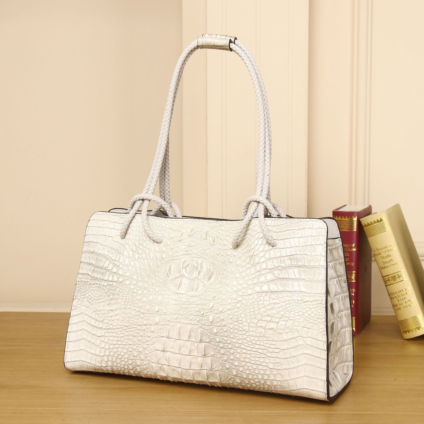 Fashion Personalised Women's Portable Large Capacity Bag in fine quality