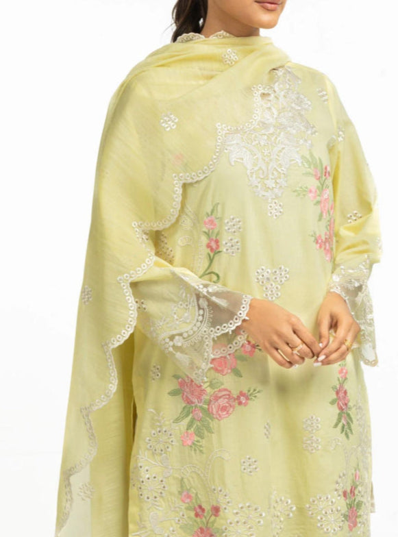 Gul Ahmed original 3 PCS Cambric Embroidered Shirt And Trouser with Polymunar Duppatta