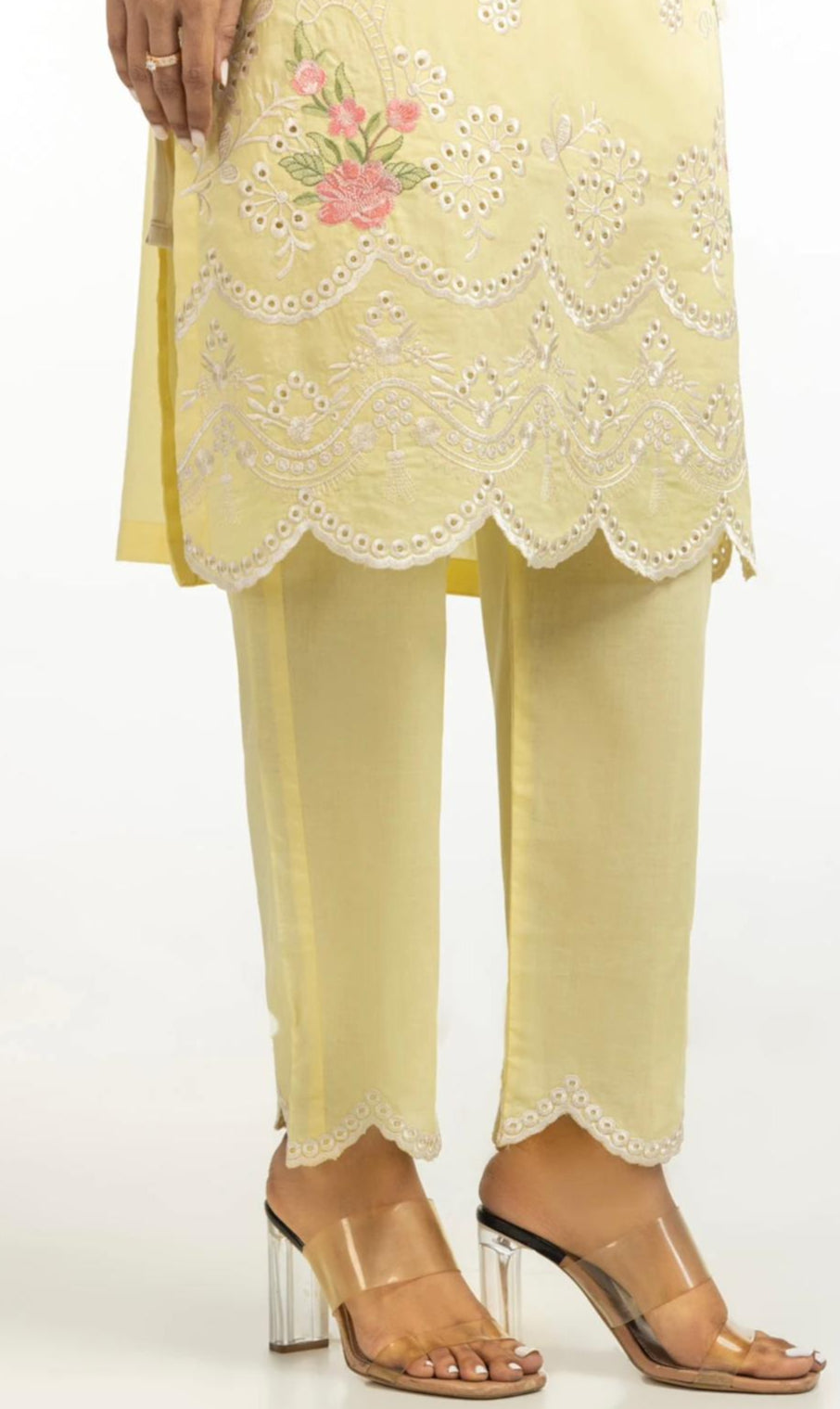 Gul Ahmed original 3 PCS Cambric Embroidered Shirt And Trouser with Polymunar Duppatta