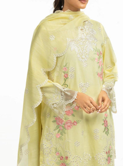 Gul Ahmed original 3 PCS Cambric Embroidered Shirt And Trouser with Polymunar Duppatta