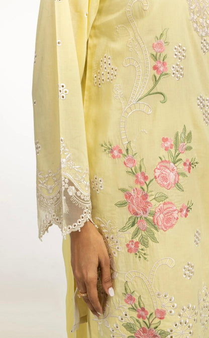 Gul Ahmed original 3 PCS Cambric Embroidered Shirt And Trouser with Polymunar Duppatta