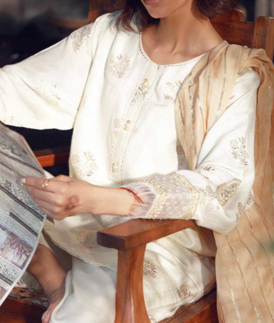 Alkaram Original 3 PCS Pakistani Cambric Lawn Embroidered Suit
